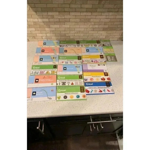 cricut mega bundle - Picture 7 of 12